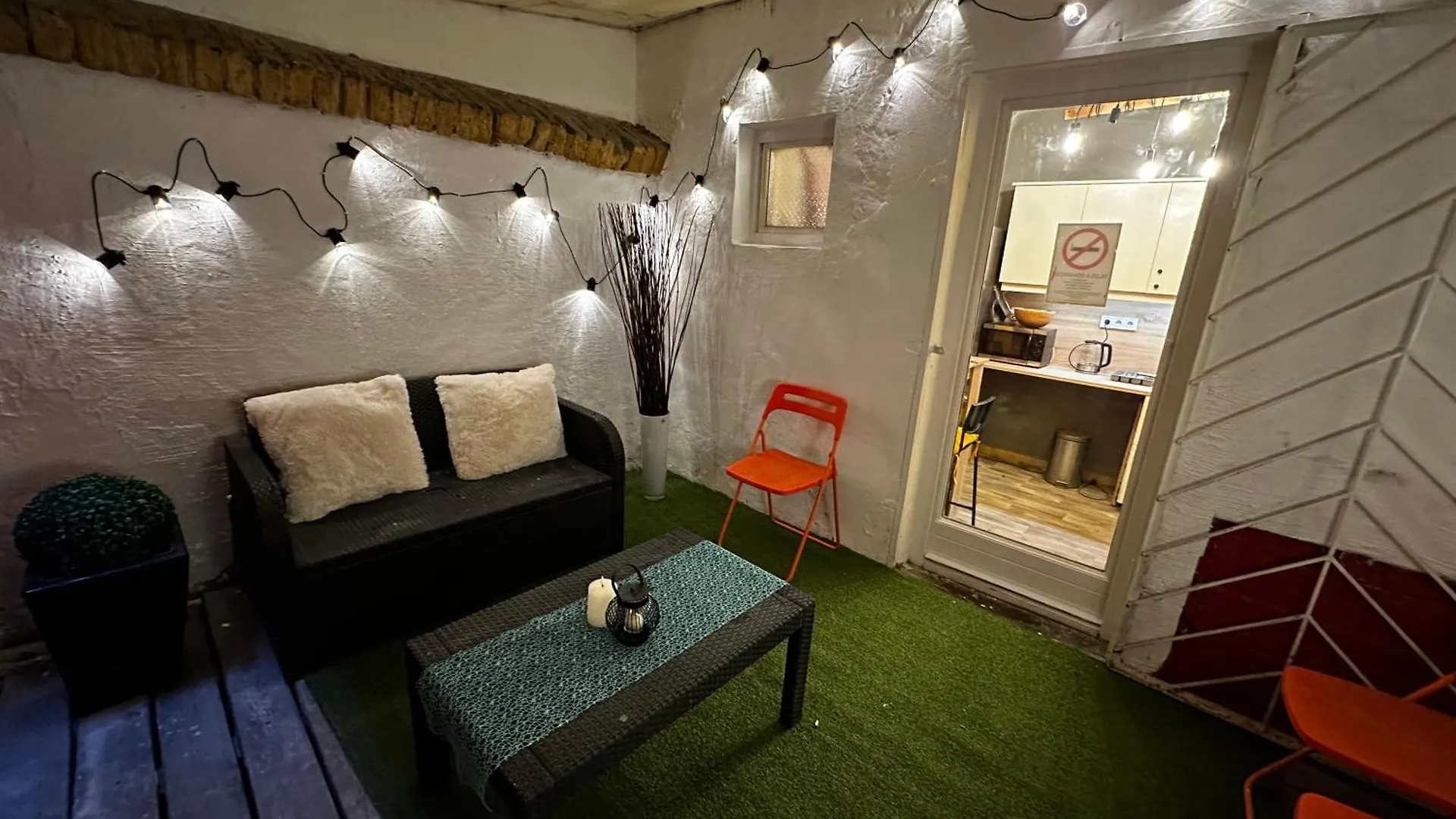 W19 Hostel Budapest 0*,  Hungary